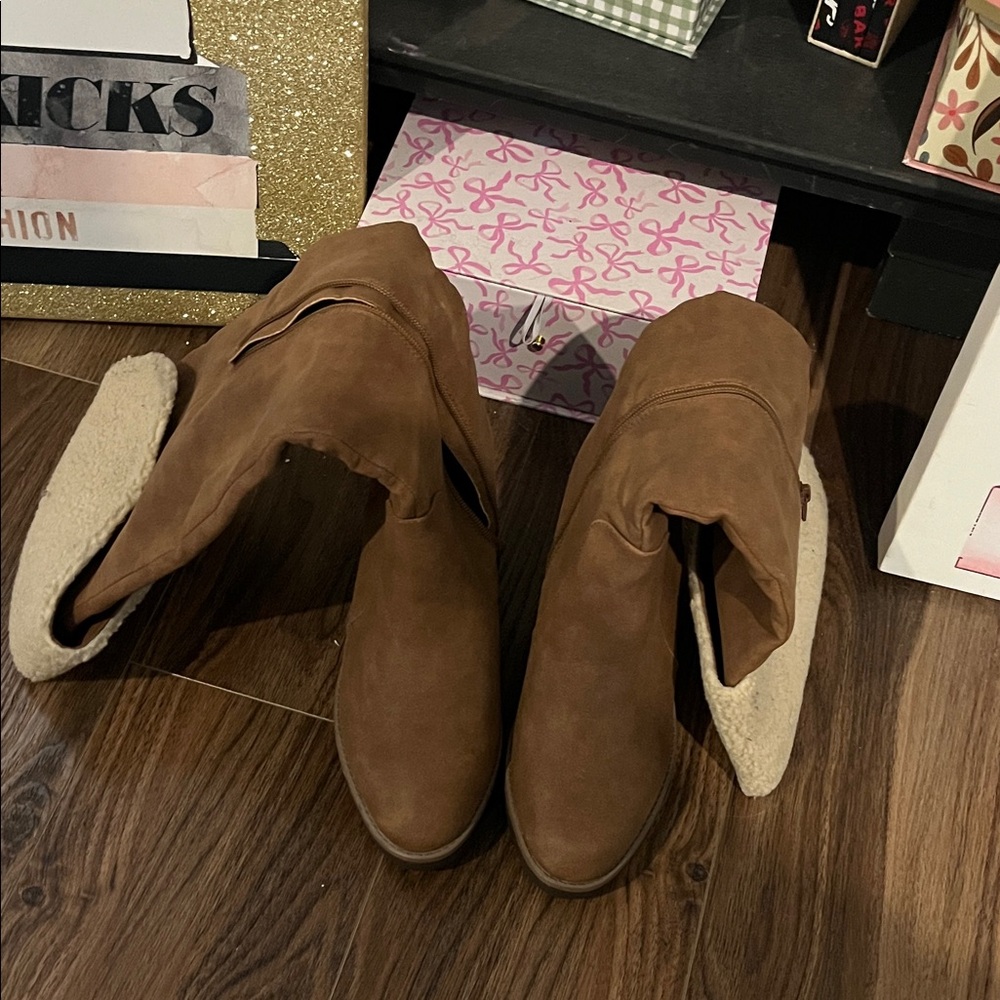 SOUL Naturalizer Brown Fold-Over Suede Heeled Boots